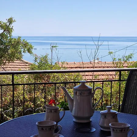 Dennis Seaview * Poros (Kefalonia)